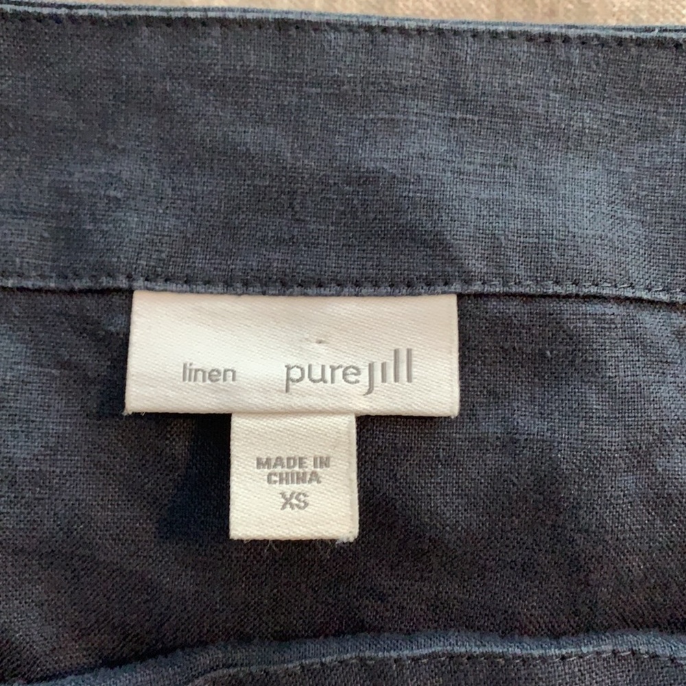 Boxy Linen Navy Cropped Top - Picture 3 of 6